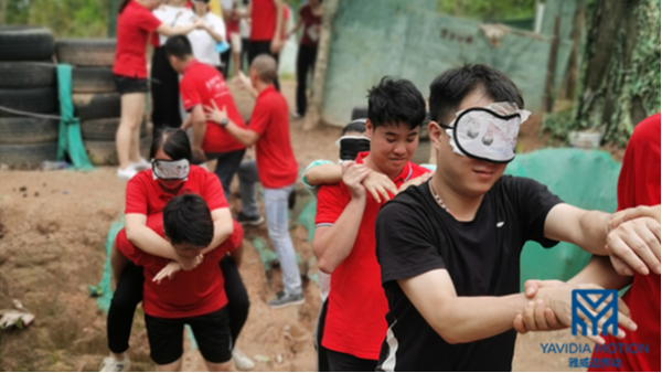 賣上銀午夜小电影在线观看的小女孩帶您走進午夜成人在线视频傳動團建