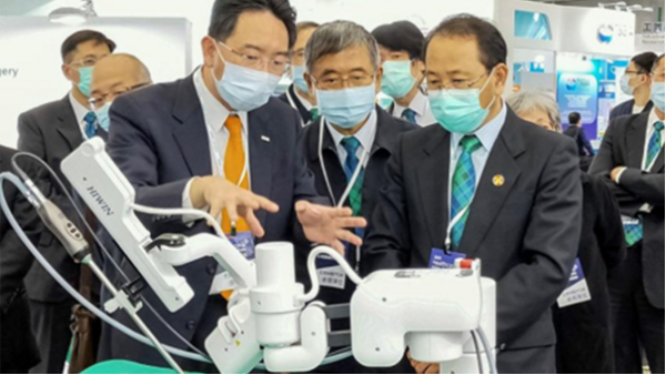 線性午夜福利视频观看在醫療用機器人市場的應用成果